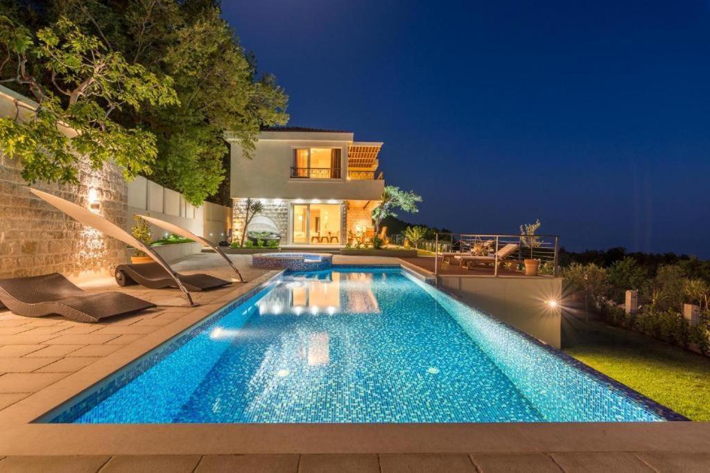 Villa Luxury Crystal Blue Ilha Sveti Stefan